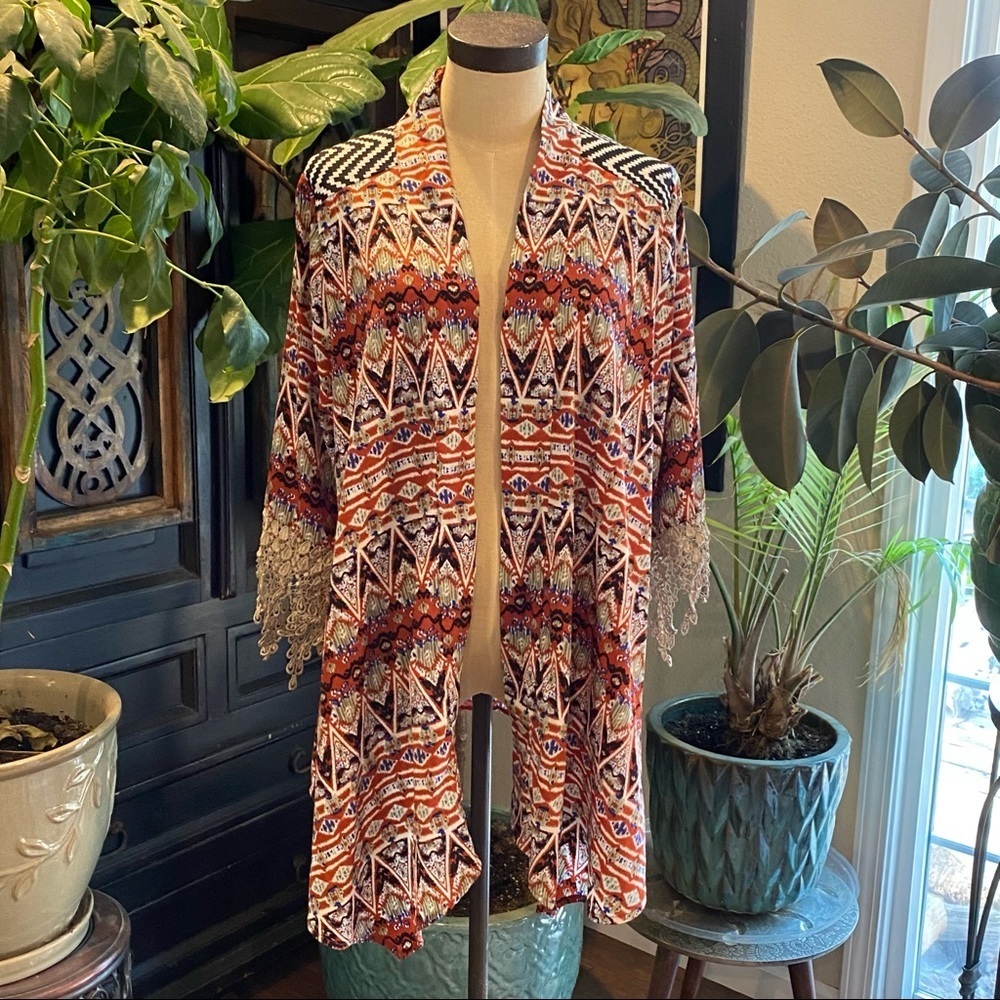 Buckle Gimmicks Tribal Print Crochet Kimono